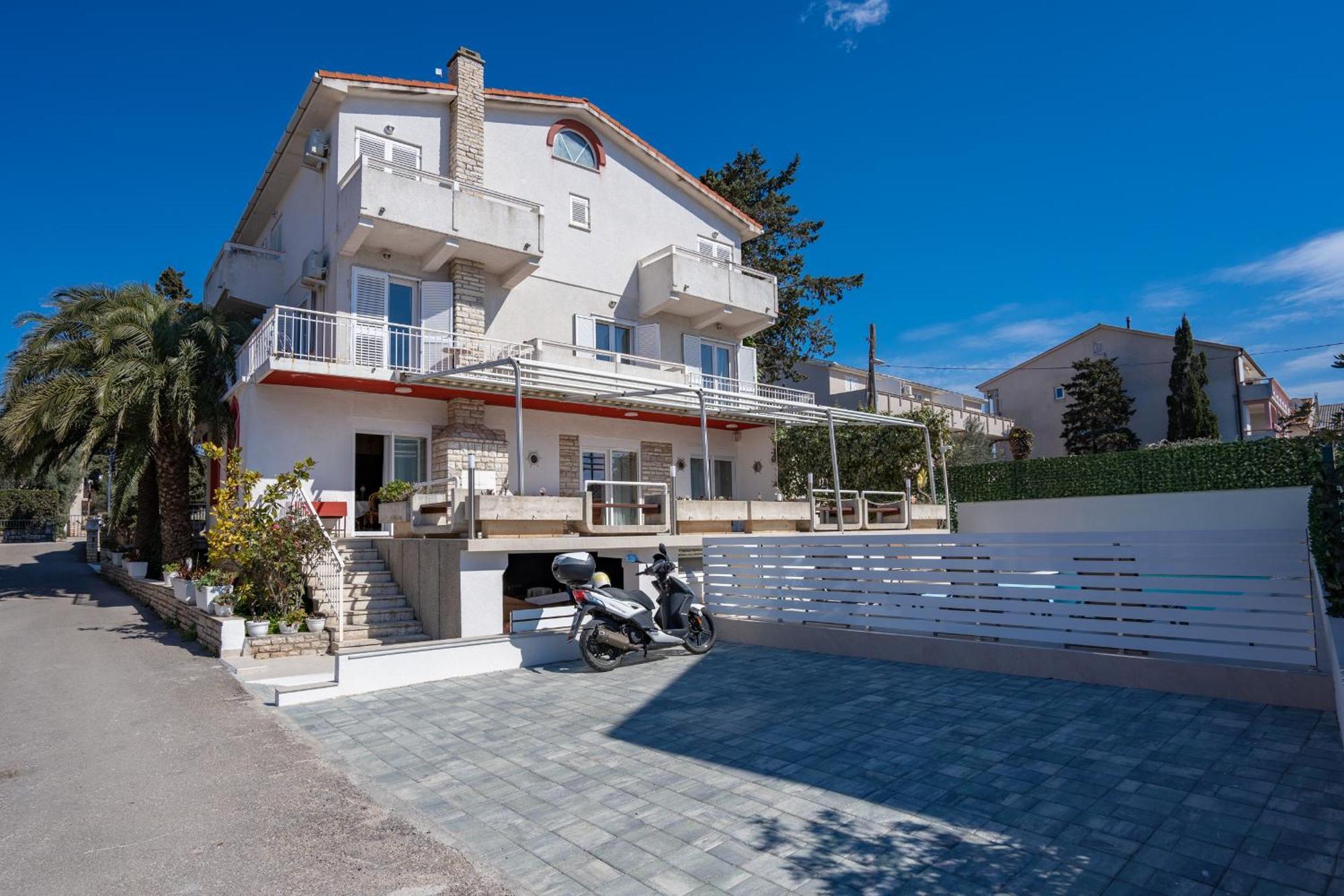 Pool Mansion Magnolia - Comfort Rooms Novalja Extérieur photo
