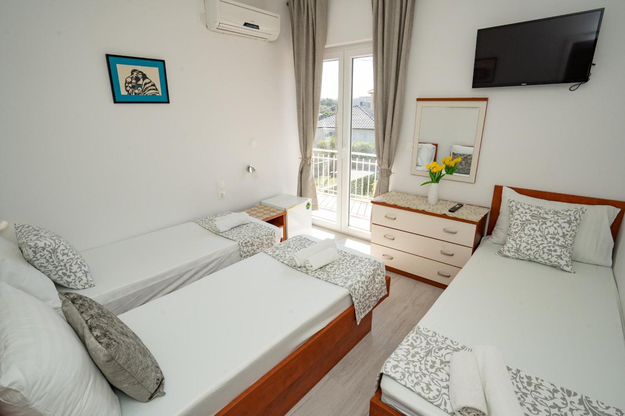 Pool Mansion Magnolia - Comfort Rooms Novalja Extérieur photo